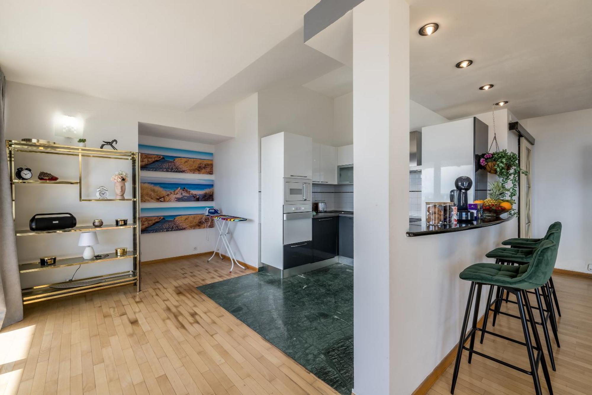 Urban Utopia Penthouse With Private Parking 斯普利特 外观 照片